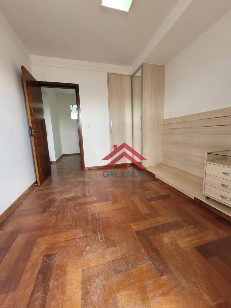 Sobrado à venda com 4 quartos, 272m² - Foto 6