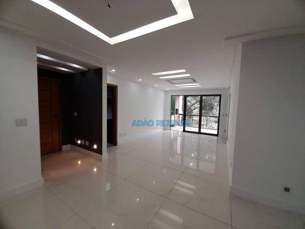 Apartamento à venda com 3 quartos, 154m² - Foto 5