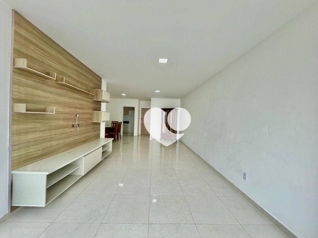 Apartamento à venda com 3 quartos, 95m² - Foto 5