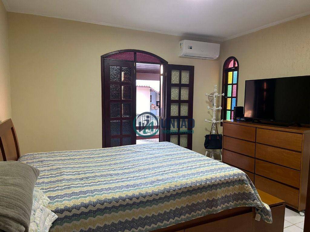 Casa à venda com 3 quartos, 248m² - Foto 20