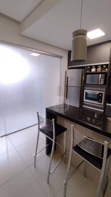 Apartamento à venda com 3 quartos, 160m² - Foto 9