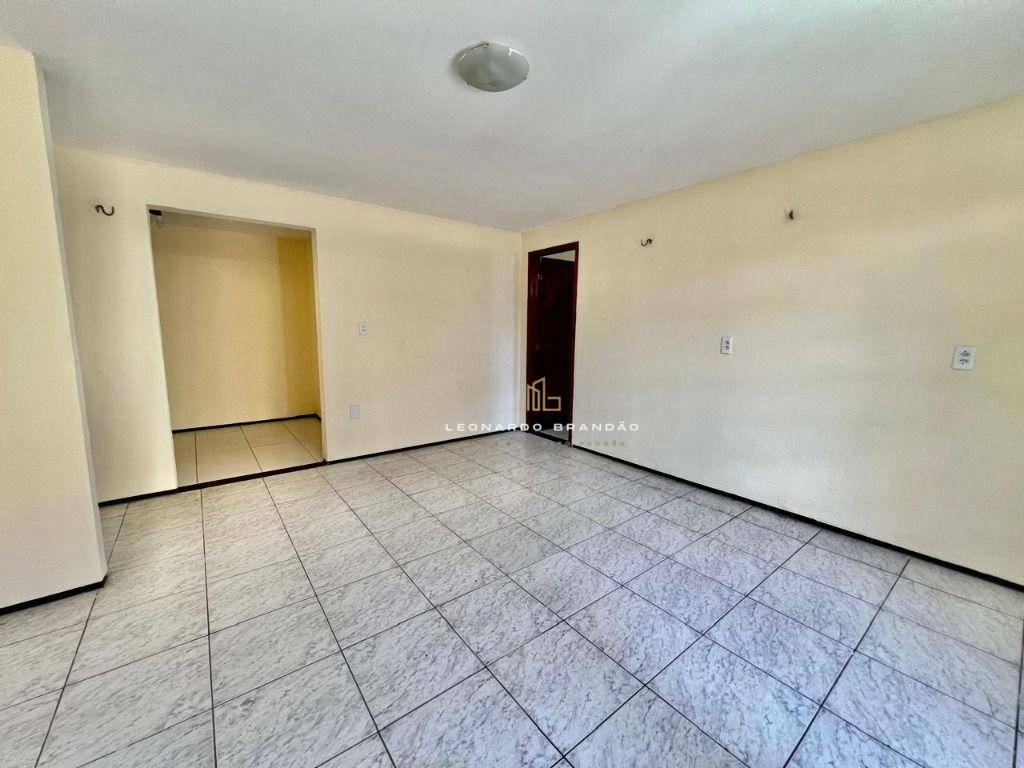 Casa à venda com 9 quartos, 521m² - Foto 46