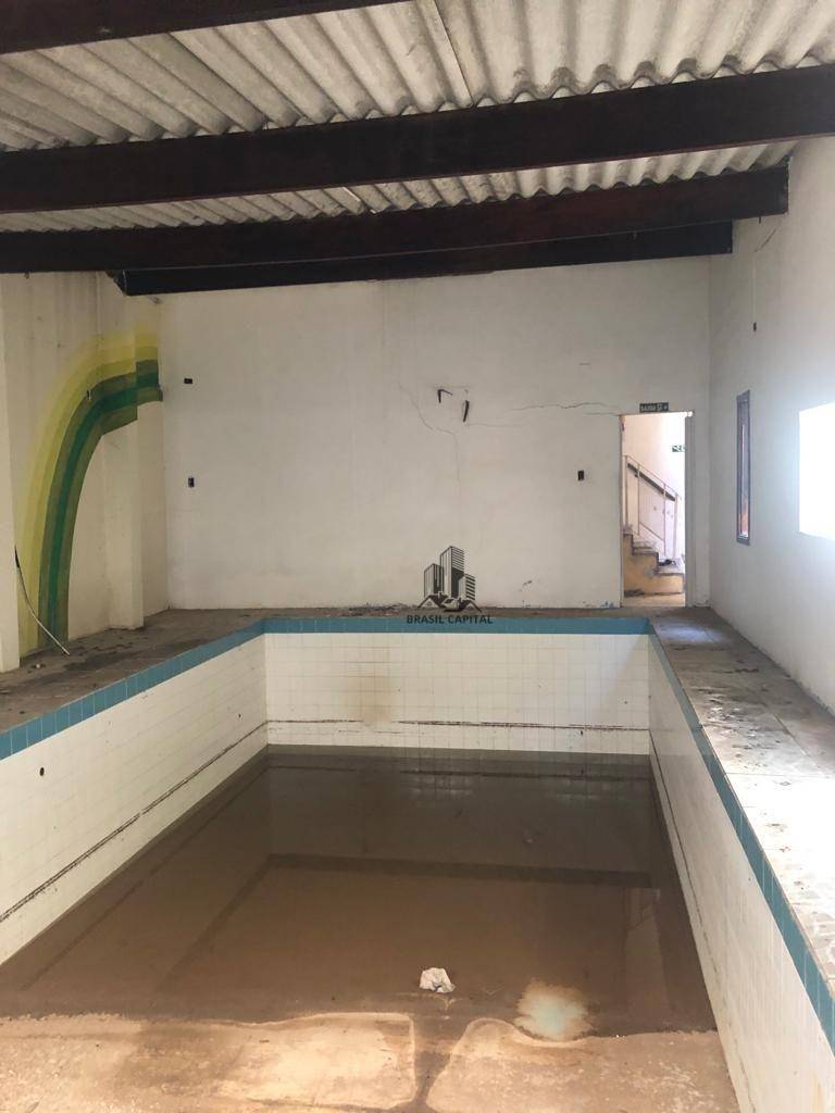 Sobrado à venda com 4 quartos, 380m² - Foto 6