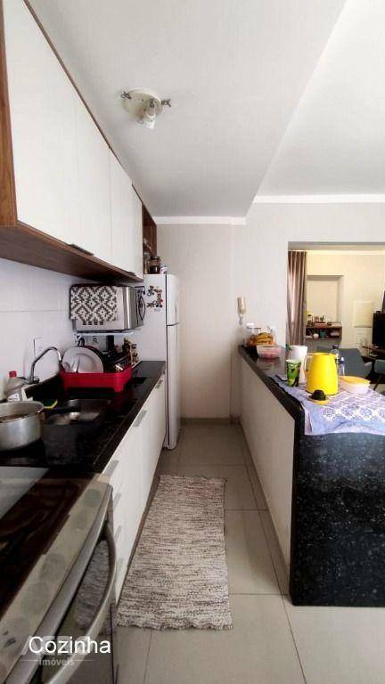 Apartamento à venda com 2 quartos, 75m² - Foto 5