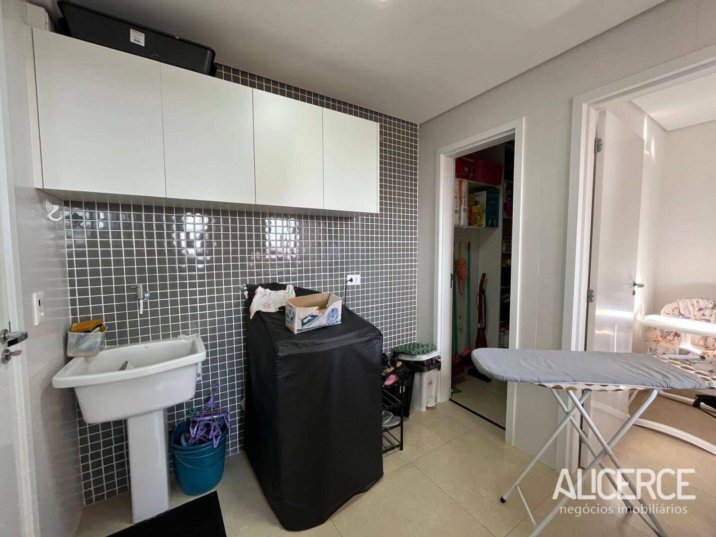 Apartamento à venda com 3 quartos, 119m² - Foto 34