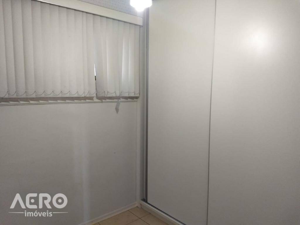 Apartamento à venda com 3 quartos, 80m² - Foto 17