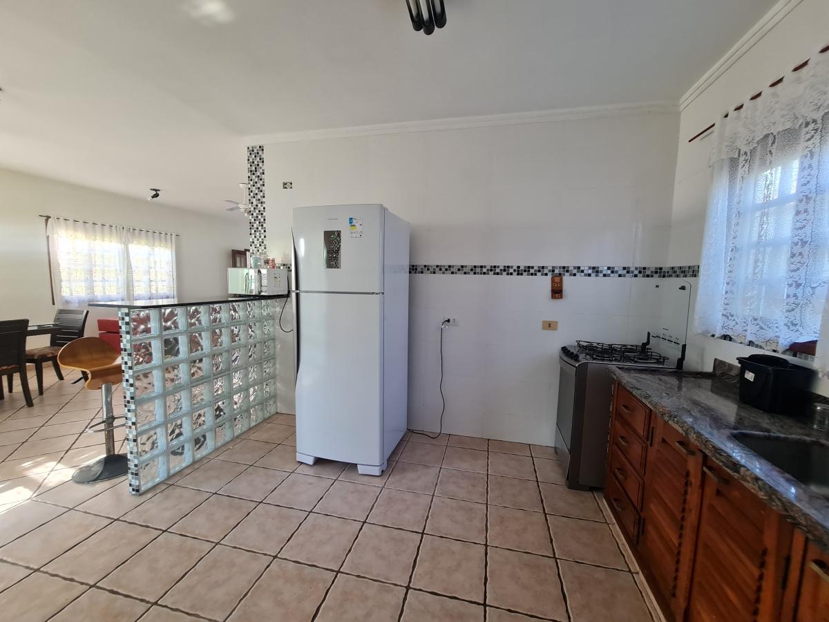 Casa à venda com 3 quartos, 360m² - Foto 12