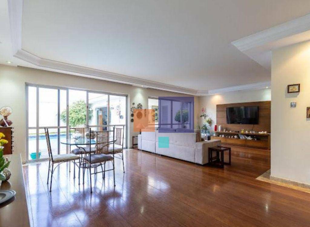 Casa à venda com 4 quartos, 363m² - Foto 3