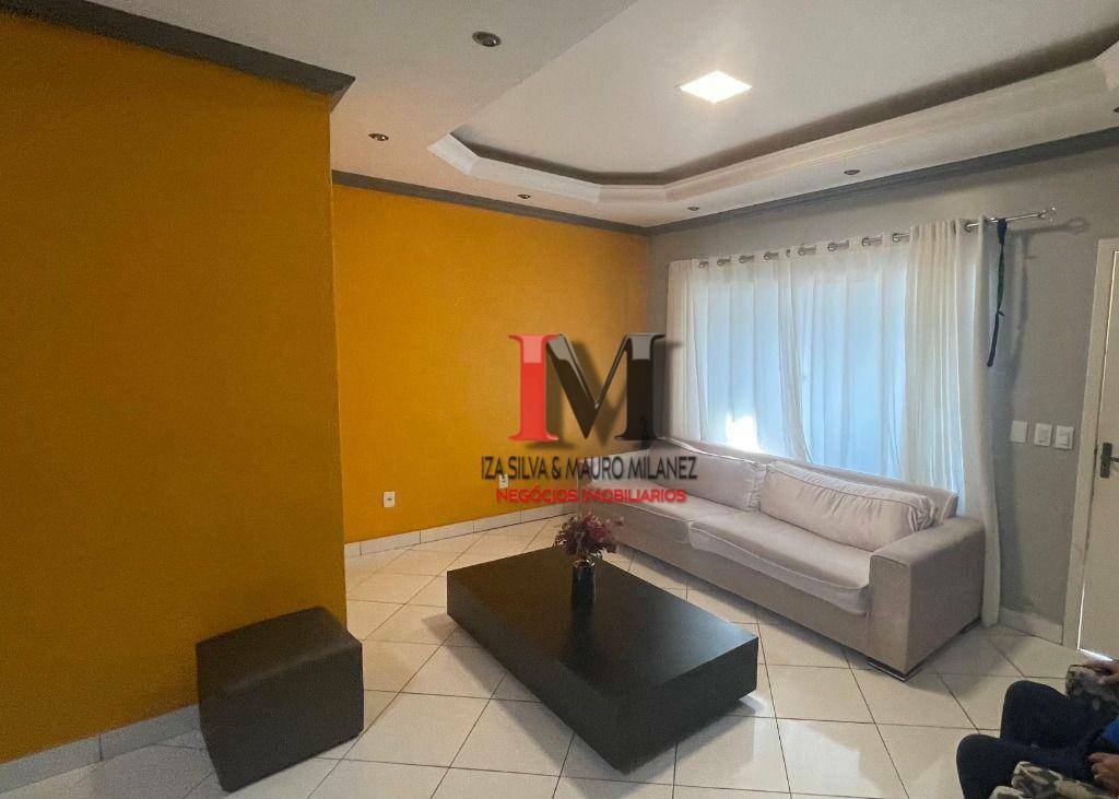 Casa de Condomínio à venda com 3 quartos, 180m² - Foto 2