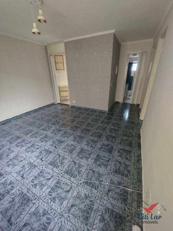 Apartamento à venda com 2 quartos, 53m² - Foto 3