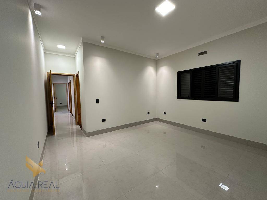 Casa à venda com 3 quartos, 174m² - Foto 14