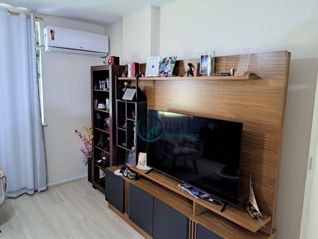 Apartamento à venda com 2 quartos, 90m² - Foto 9