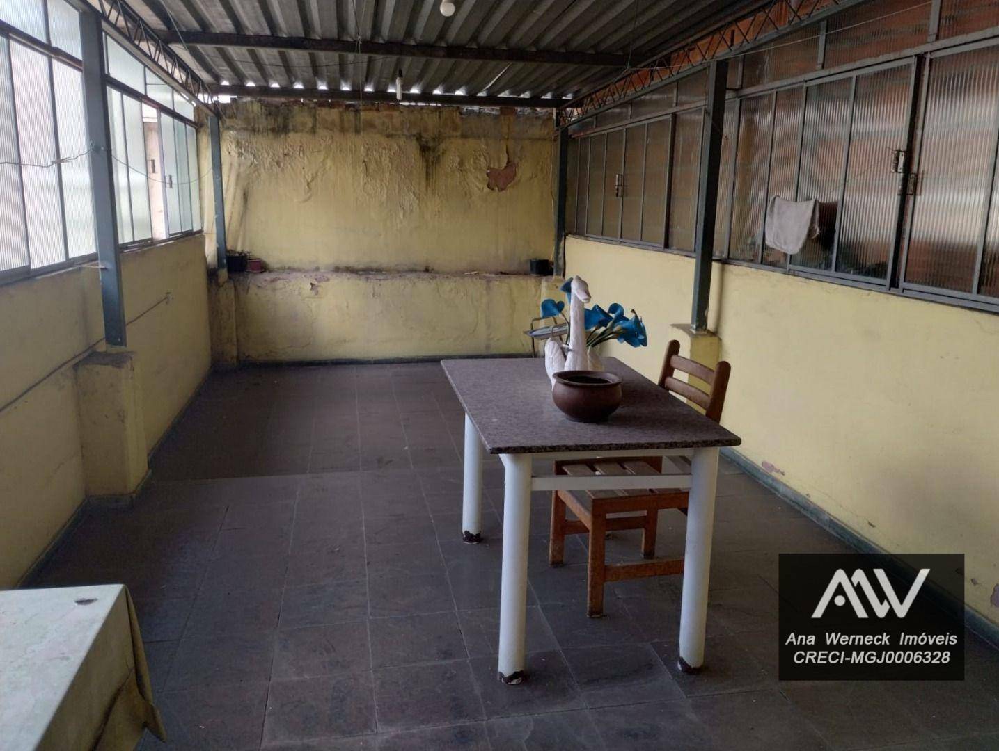 Casa à venda com 4 quartos, 183m² - Foto 29