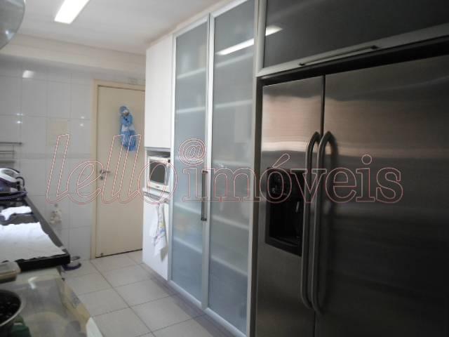 Apartamento à venda com 3 quartos, 160m² - Foto 17