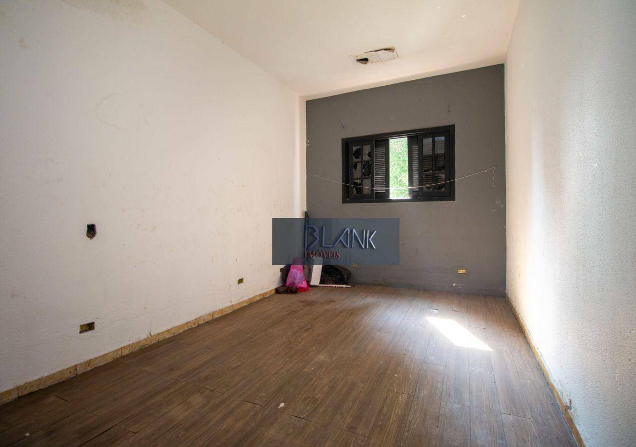 Casa para alugar com 3 quartos, 150m² - Foto 14