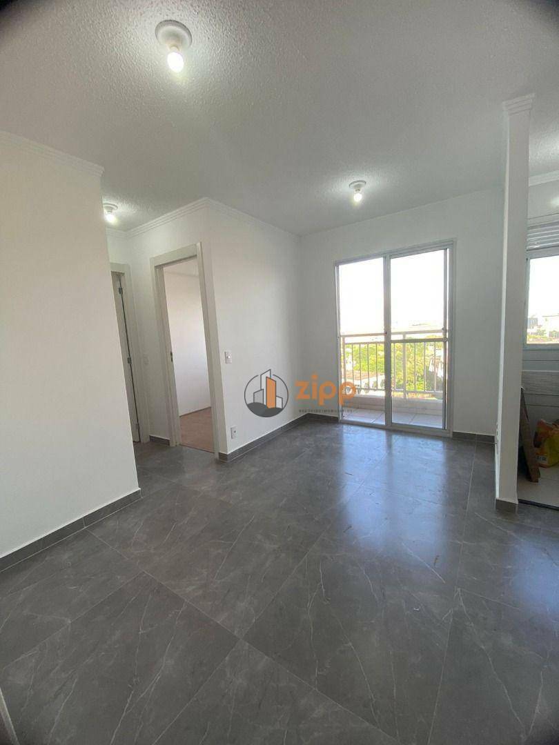 Apartamento para alugar com 2 quartos, 38m² - Foto 2