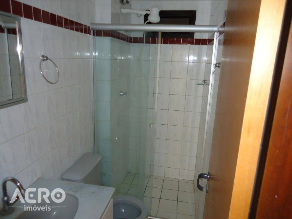 Apartamento à venda com 3 quartos, 76m² - Foto 15