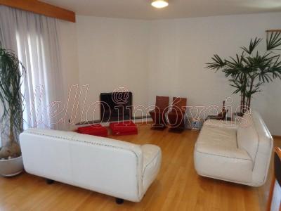 Apartamento para alugar com 3 quartos, 165m² - Foto 2