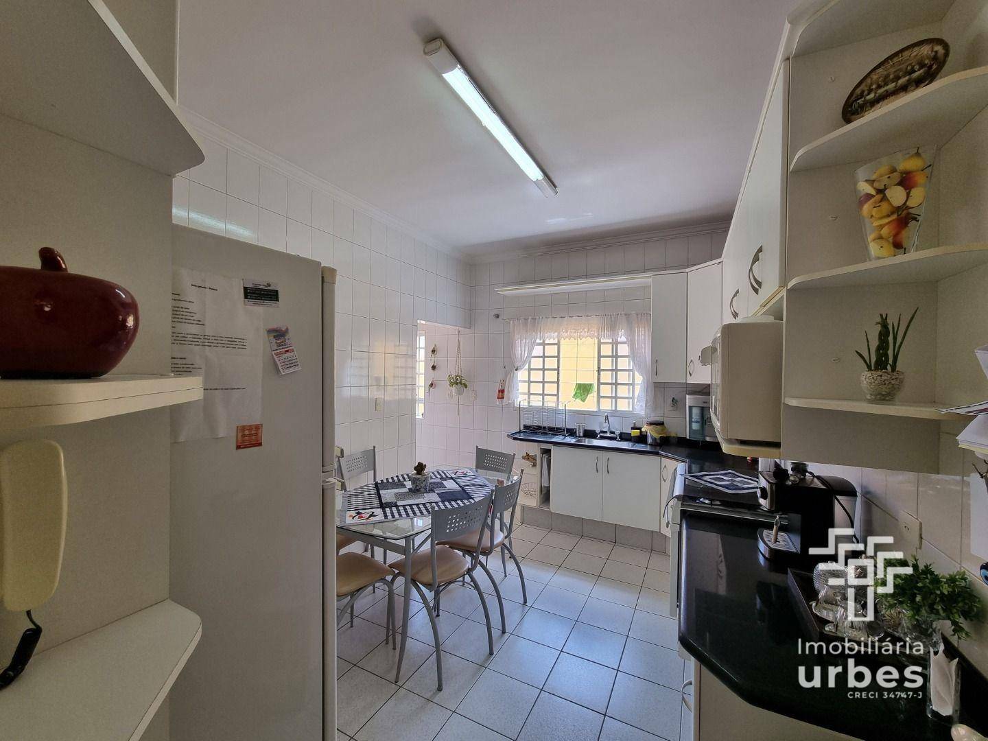 Casa à venda com 4 quartos, 196m² - Foto 20