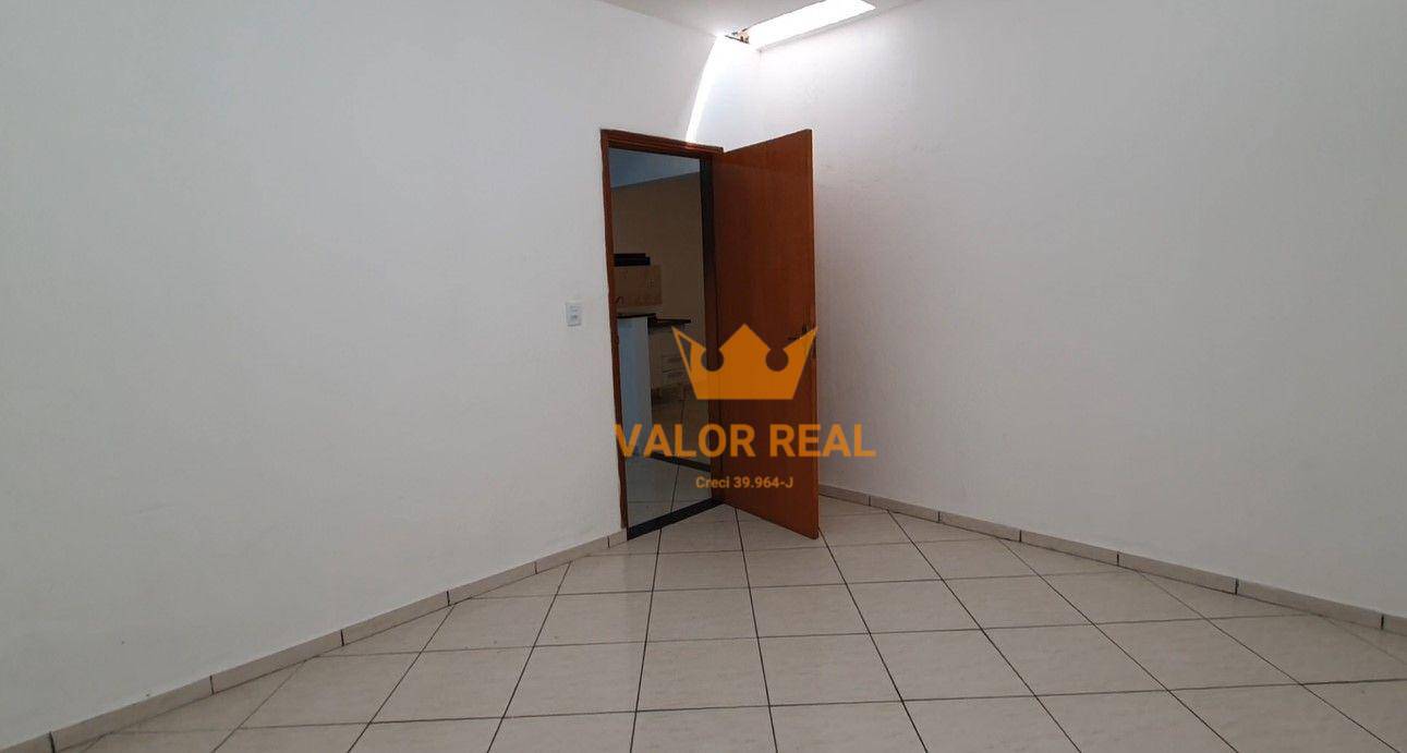 Casa para alugar com 2 quartos, 90m² - Foto 10