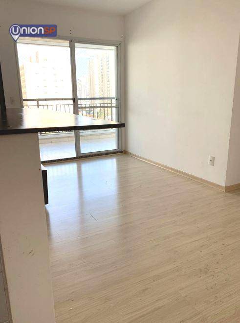 Apartamento à venda com 2 quartos, 68m² - Foto 1