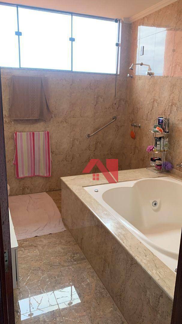 Chácara à venda com 5 quartos, 1000M2 - Foto 17