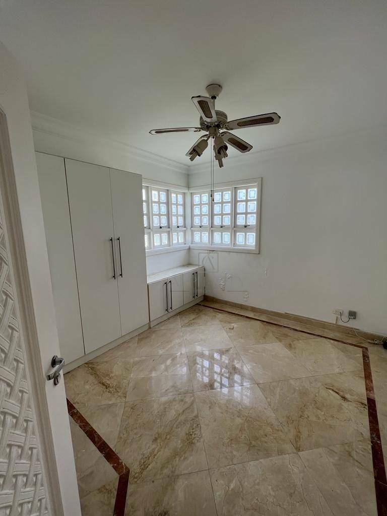 Casa de Condomínio à venda com 4 quartos, 550m² - Foto 10