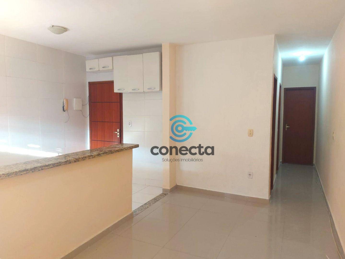 Casa à venda com 4 quartos, 100m² - Foto 4