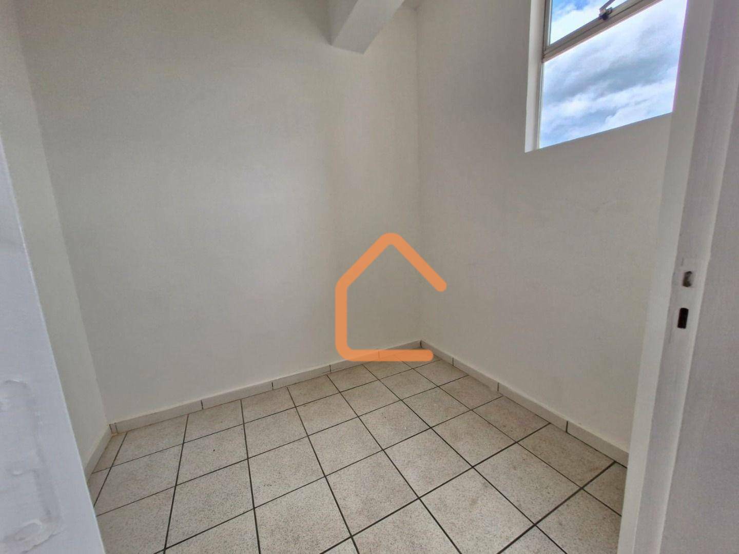 Apartamento à venda com 3 quartos, 110m² - Foto 7