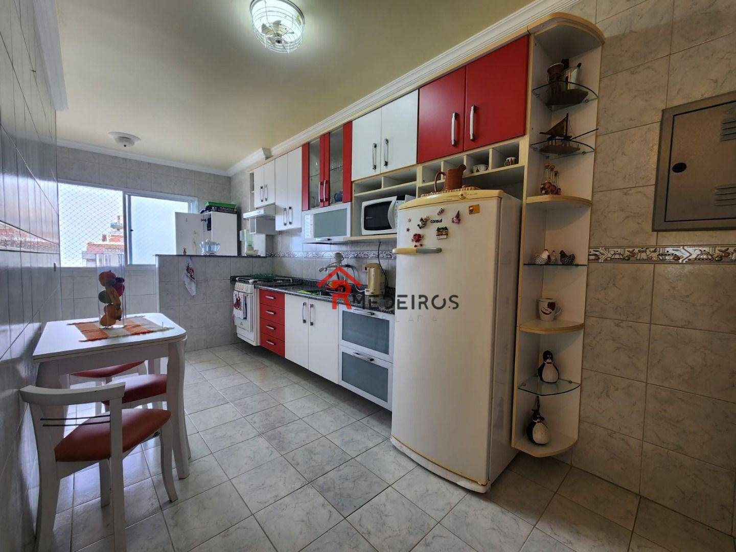 Apartamento à venda com 3 quartos, 136m² - Foto 10