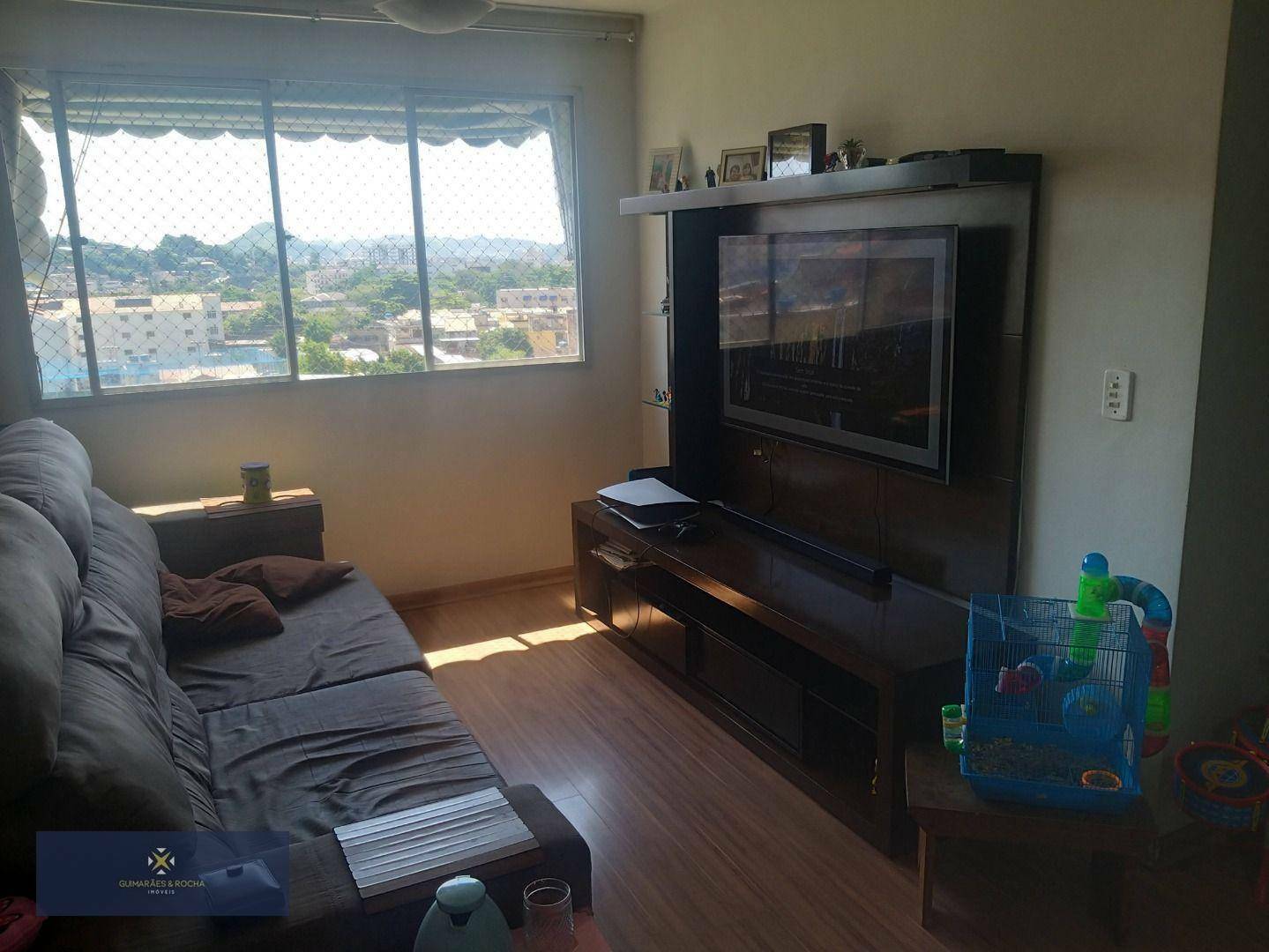 Apartamento à venda com 3 quartos, 76m² - Foto 2