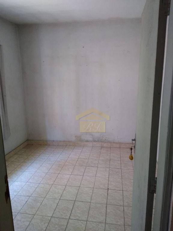 Sobrado à venda com 2 quartos, 110m² - Foto 13