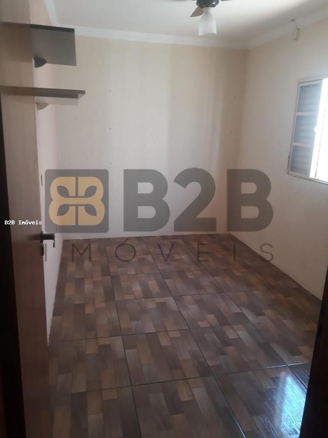 Casa à venda com 3 quartos, 130m² - Foto 16