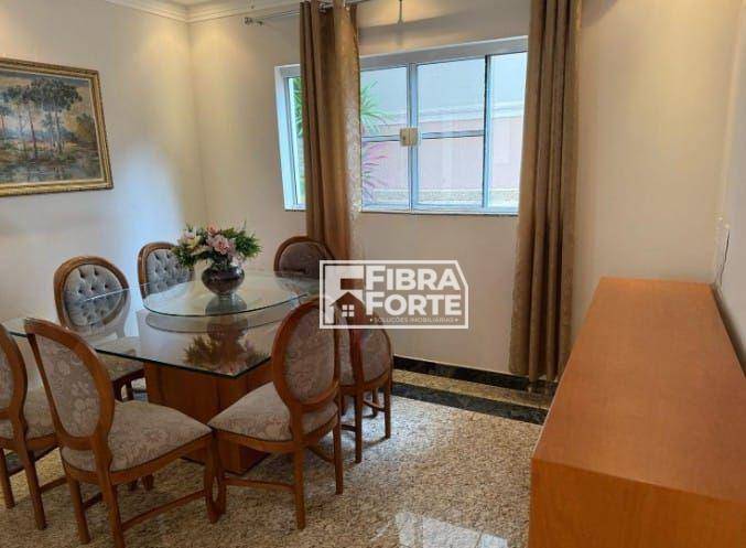 Casa à venda com 3 quartos, 311m² - Foto 5