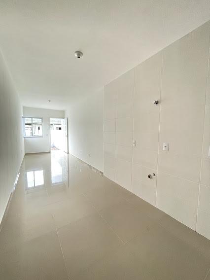 Casa à venda com 1 quarto, 50m² - Foto 1