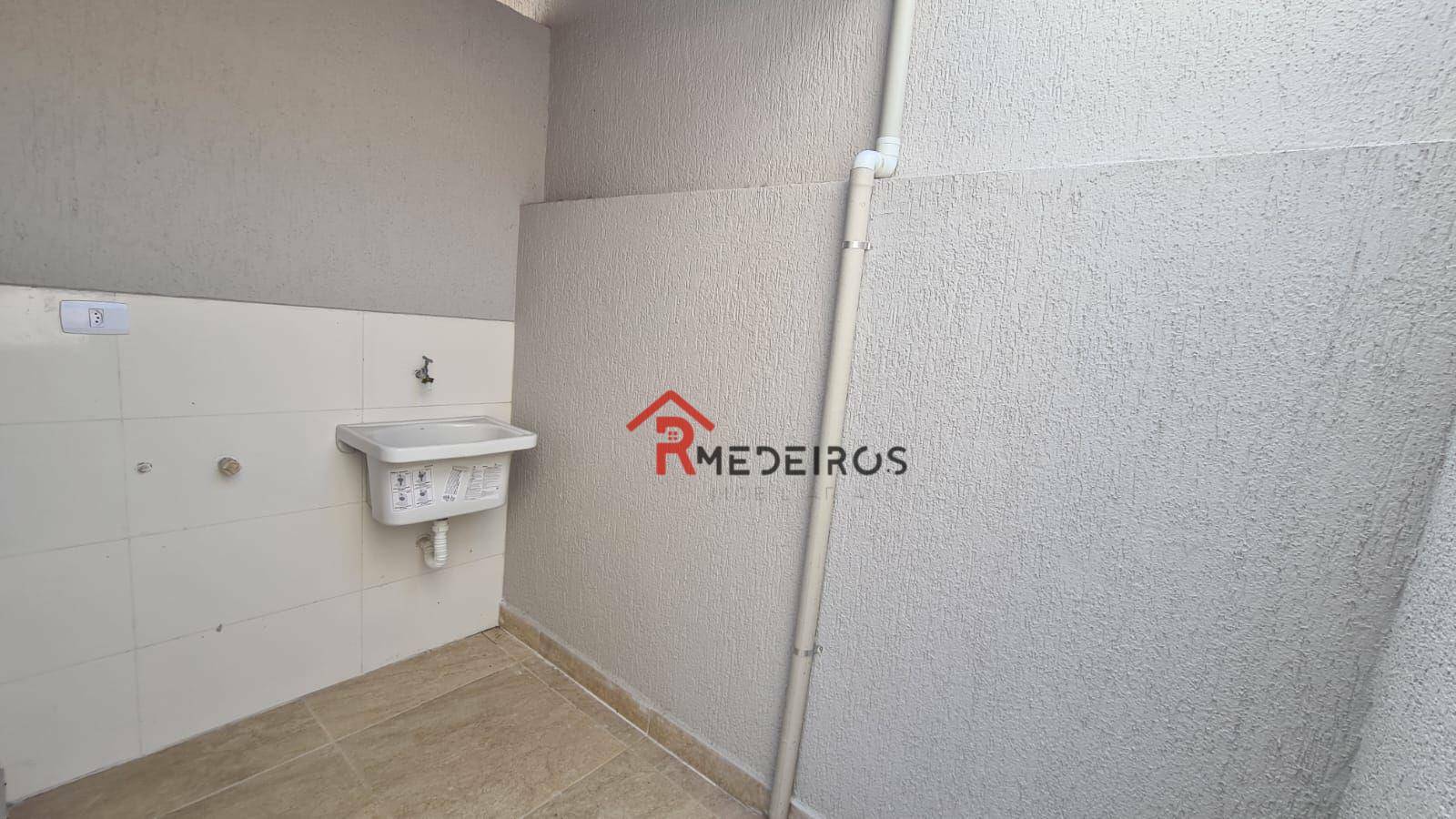 Casa à venda com 2 quartos, 48m² - Foto 20