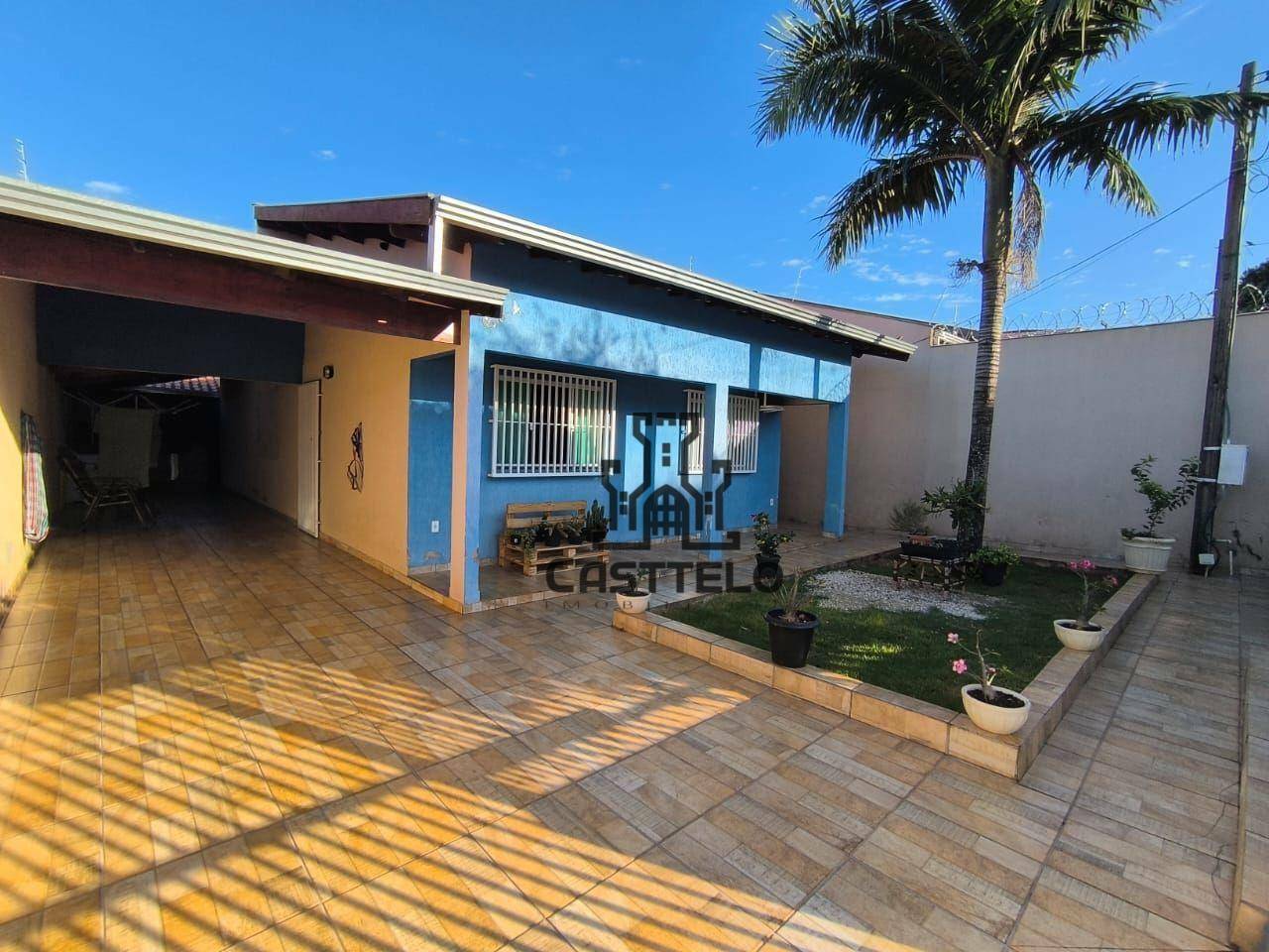 Casa à venda com 3 quartos, 250M2 - Foto 1