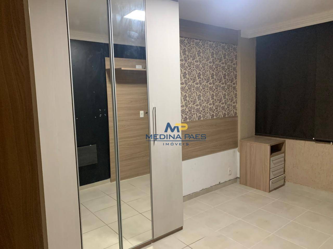 Apartamento à venda com 2 quartos, 60m² - Foto 2