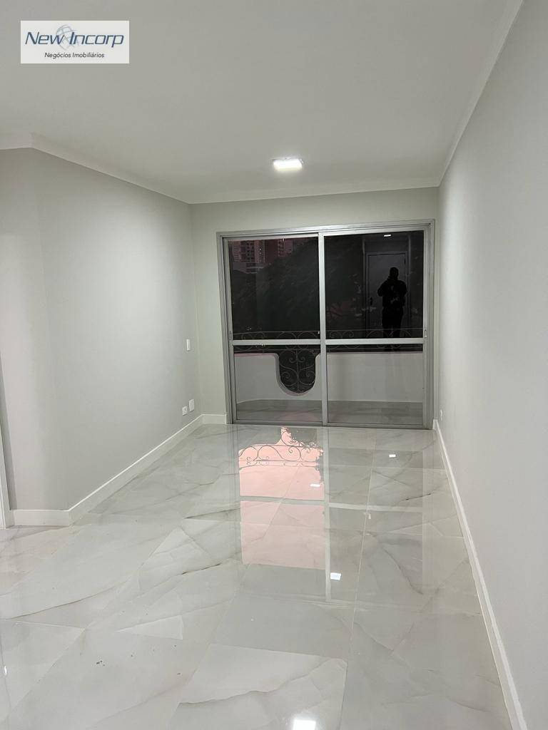 Apartamento à venda com 2 quartos, 67m² - Foto 1