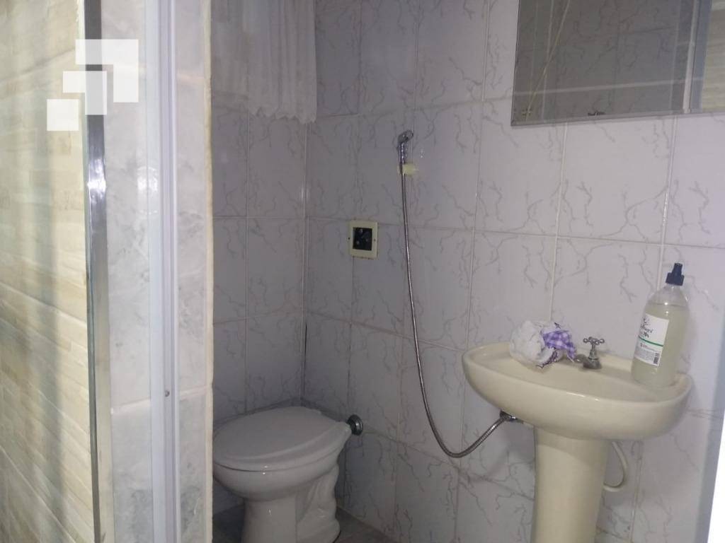 Sobrado à venda com 3 quartos, 180m² - Foto 12