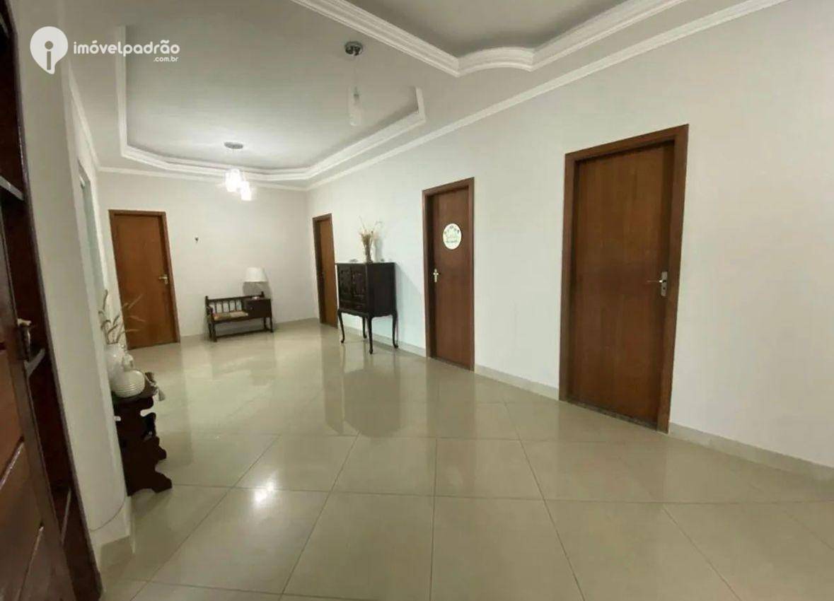 Casa à venda com 3 quartos, 130m² - Foto 2