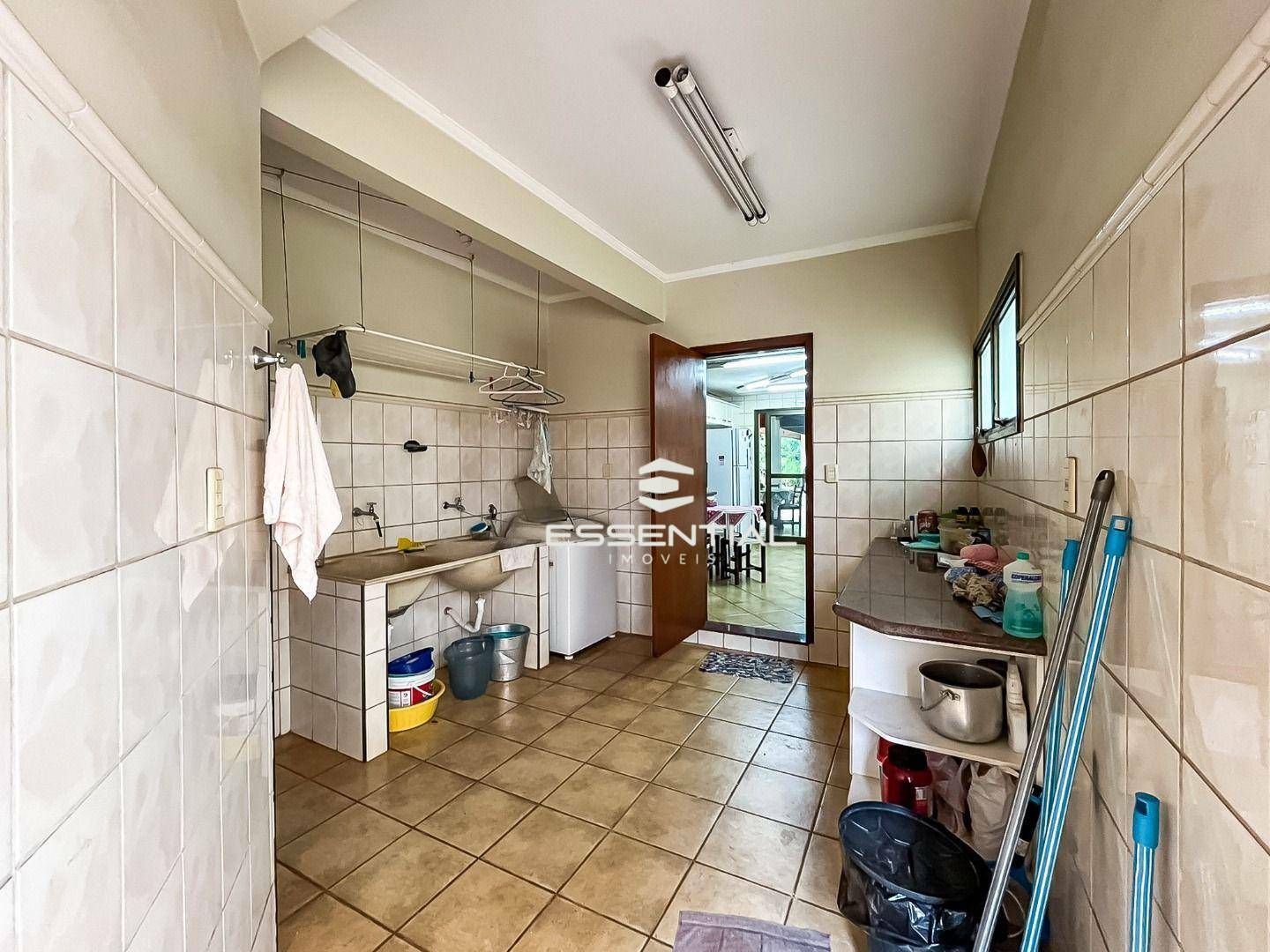 Casa de Condomínio à venda com 5 quartos, 420m² - Foto 10