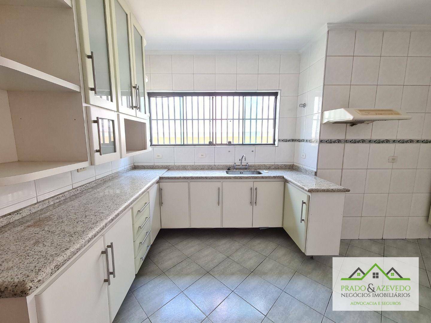 Casa à venda com 4 quartos, 176m² - Foto 25