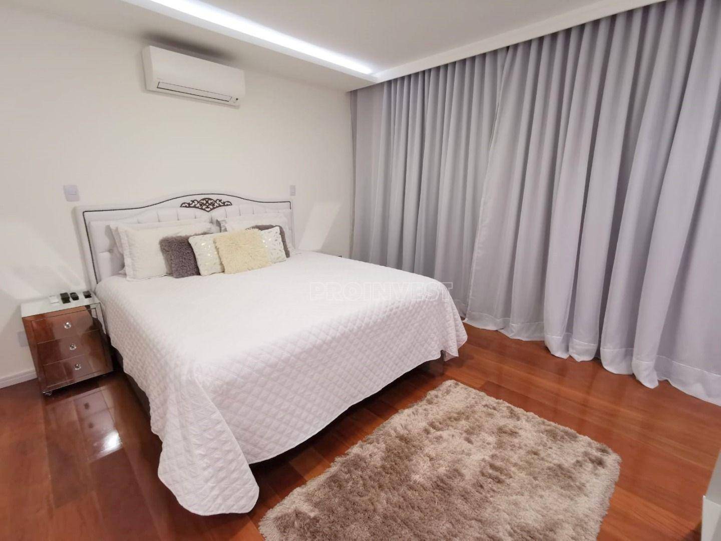 Casa de Condomínio à venda e aluguel com 3 quartos, 557m² - Foto 21