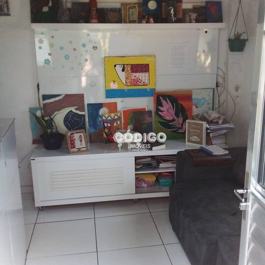 Casa à venda com 2 quartos, 128m² - Foto 11