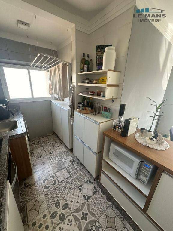 Apartamento à venda com 3 quartos, 68m² - Foto 4