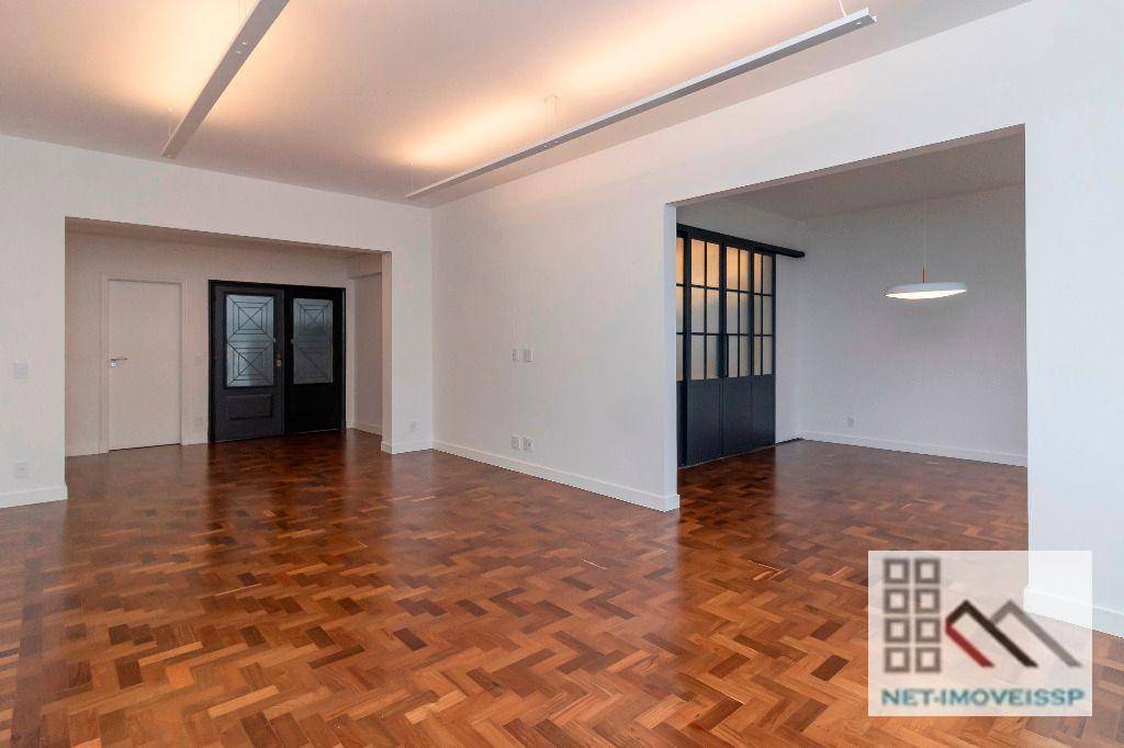 Apartamento à venda com 3 quartos, 239m² - Foto 19