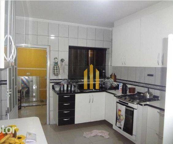 Sobrado à venda com 2 quartos, 125m² - Foto 2