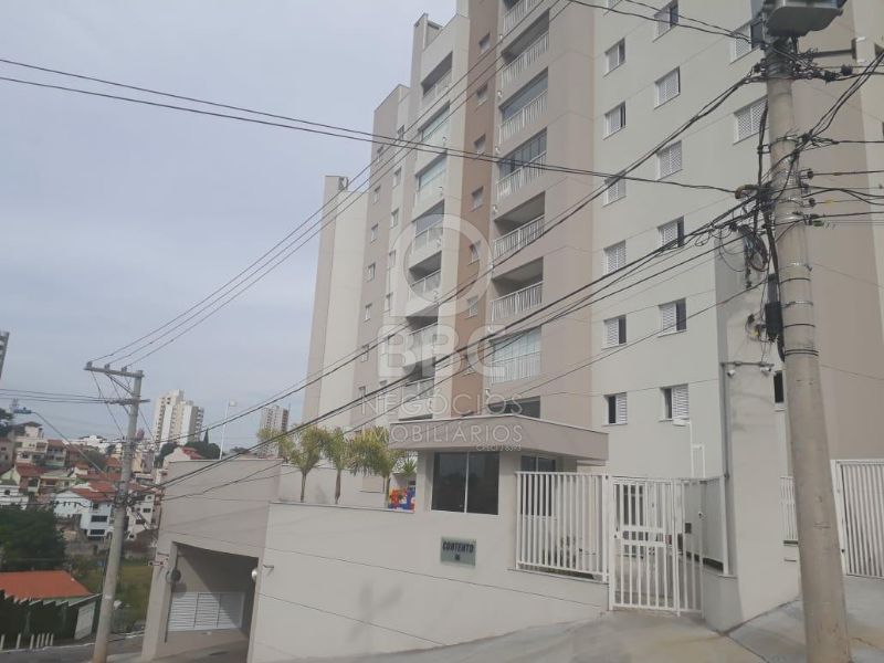 Apartamento à venda com 3 quartos, 81m² - Foto 2