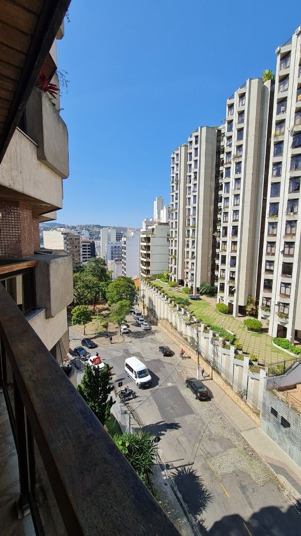 Apartamento à venda com 5 quartos, 250m² - Foto 10